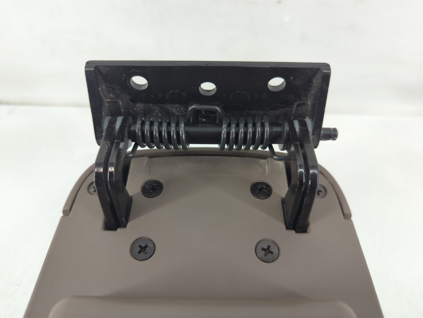 2007 Hyundai Tucson Center Console Armrest Cover Lid P/N:N06105 Fits OEM Used Auto Parts - Oemusedautoparts1.com