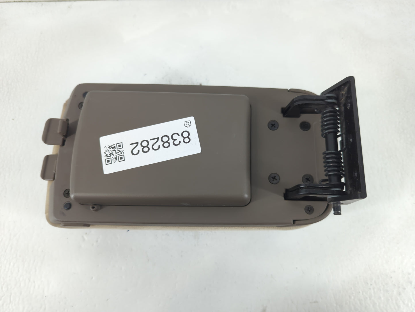 2007 Hyundai Tucson Center Console Armrest Cover Lid P/N:N06105 Fits OEM Used Auto Parts - Oemusedautoparts1.com