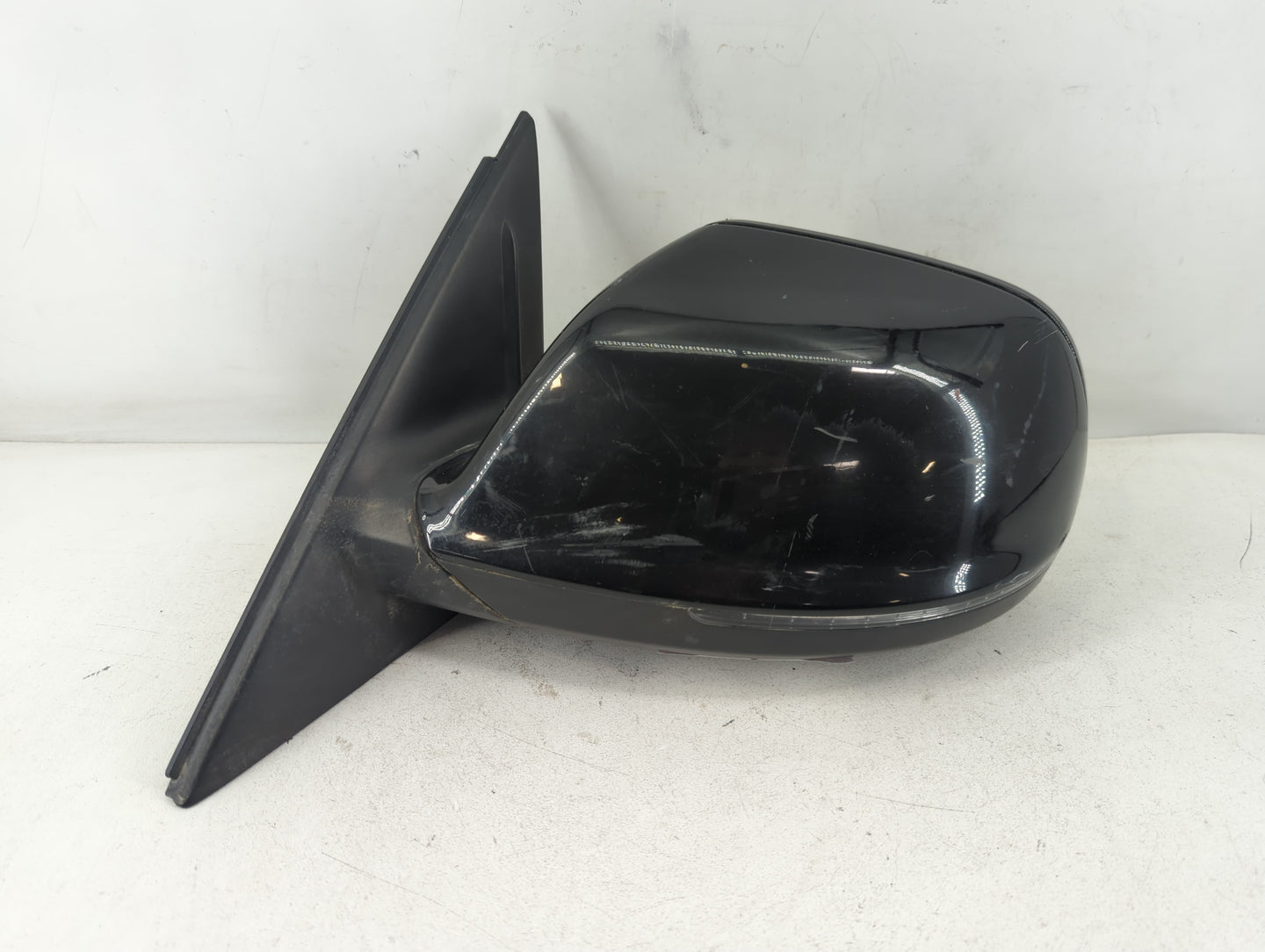 2010 Audi Q5 Side Mirror Replacement Driver Left View Door Mirror P/N:8R1 857 409 E Fits OEM Used Auto Parts - Oemusedautoparts1.com