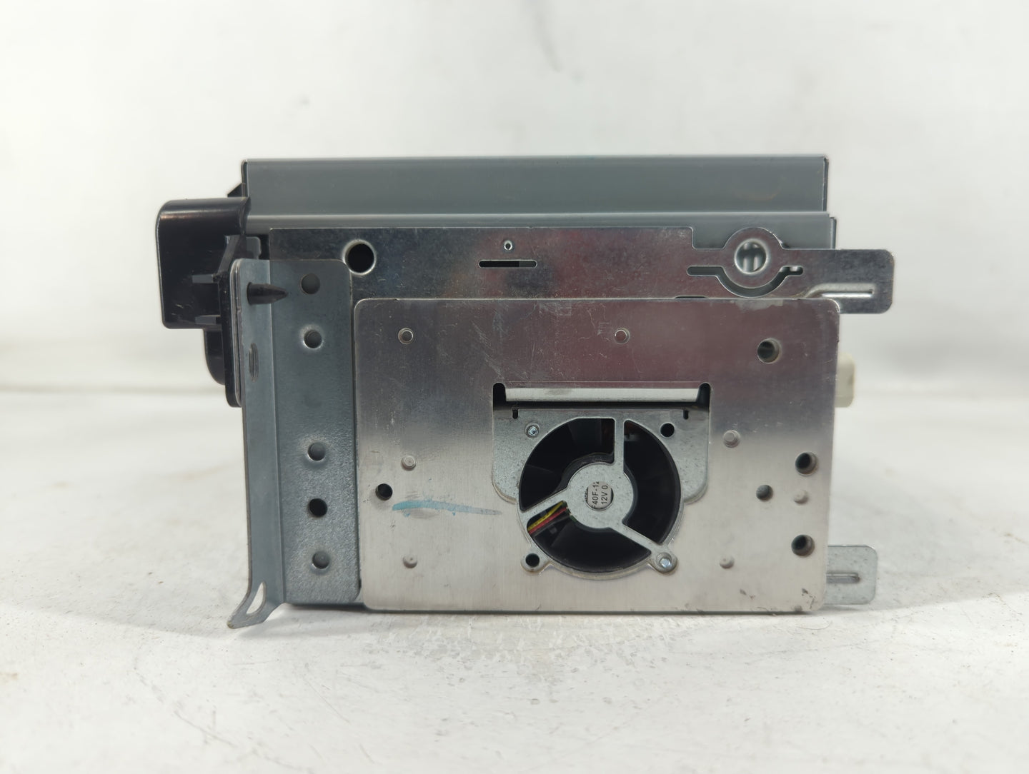 2013-2014 Dodge Charger Radio AM FM Cd Player Receiver Replacement P/N:P05091921AA Fits Fits 2013 2014 OEM Used Auto Parts - Oemusedautoparts1.com