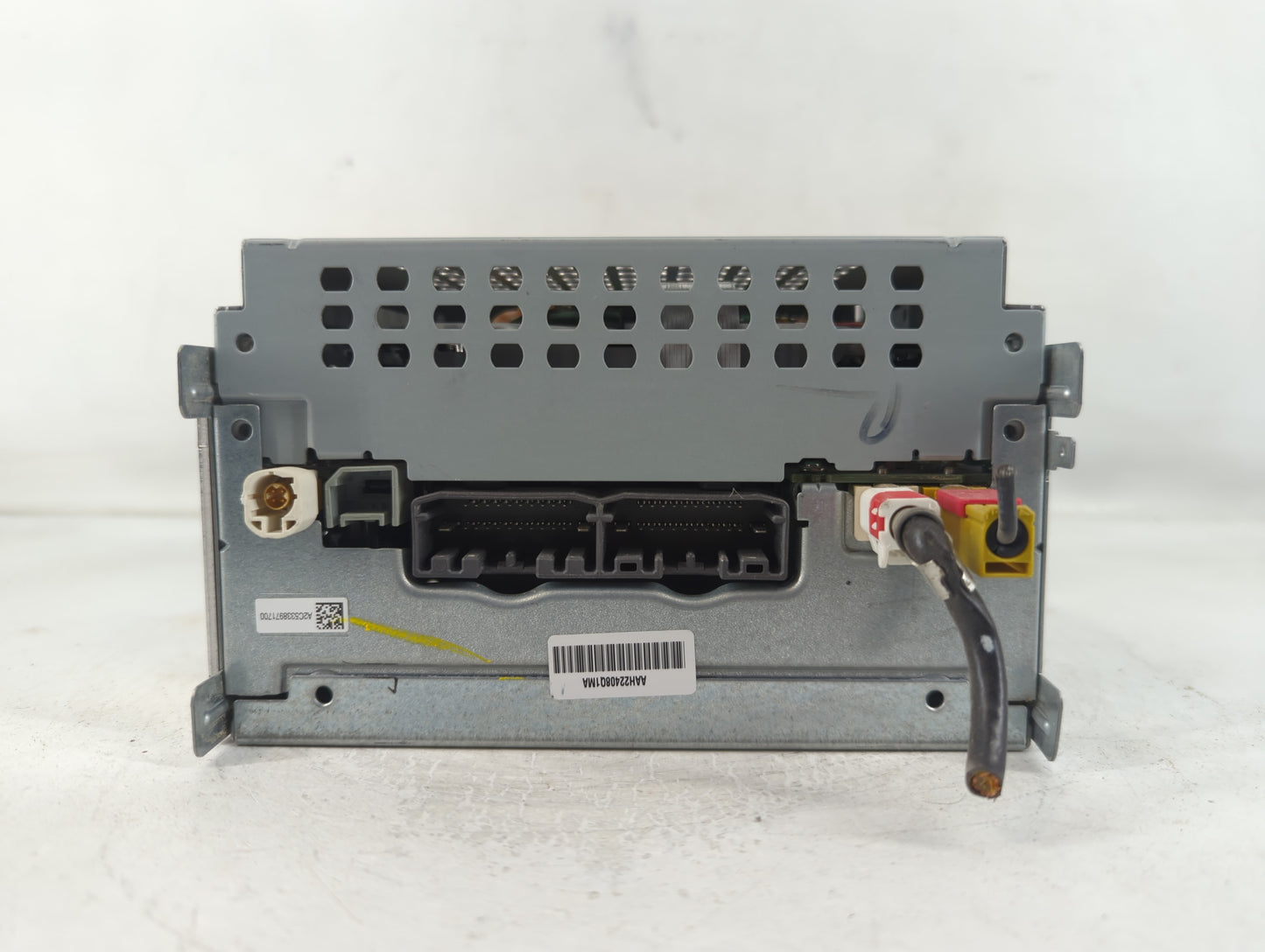 2013-2014 Dodge Charger Radio AM FM Cd Player Receiver Replacement P/N:P05091921AA Fits Fits 2013 2014 OEM Used Auto Parts - Oemusedautoparts1.com