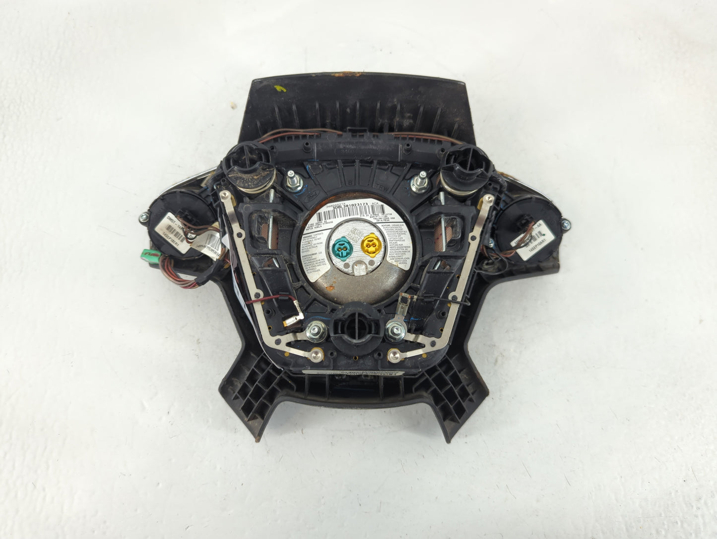 2013-2016 Ford Escape Air Bag Driver Left Steering Wheel Mounted P/N:EJ54 A042B85 BA3 Fits Fits 2013 2014 2015 2016 OEM Used Auto Parts - Oemusedautoparts1.com