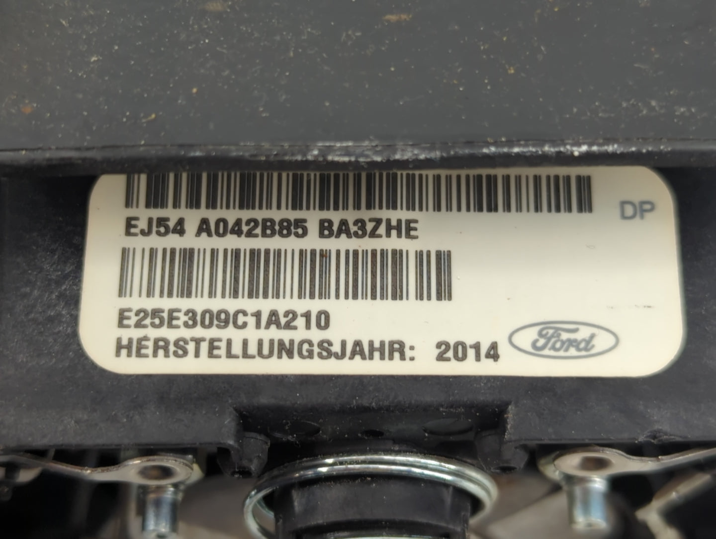 2013-2016 Ford Escape Air Bag Driver Left Steering Wheel Mounted P/N:EJ54 A042B85 BA3 Fits Fits 2013 2014 2015 2016 OEM Used Auto Parts - Oemusedautoparts1.com