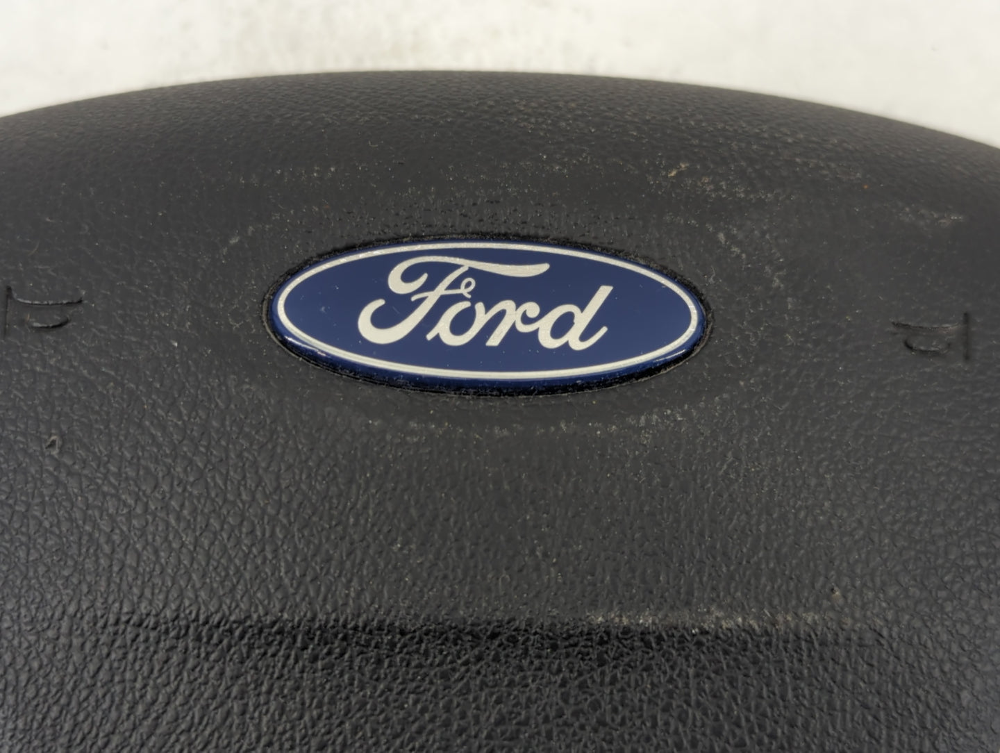 2014-2018 Ford Focus Air Bag Driver Left Steering Wheel Mounted P/N:34188297A Fits Fits 2014 2015 2016 2017 2018 OEM Used Auto Parts - Oemusedautoparts1.com