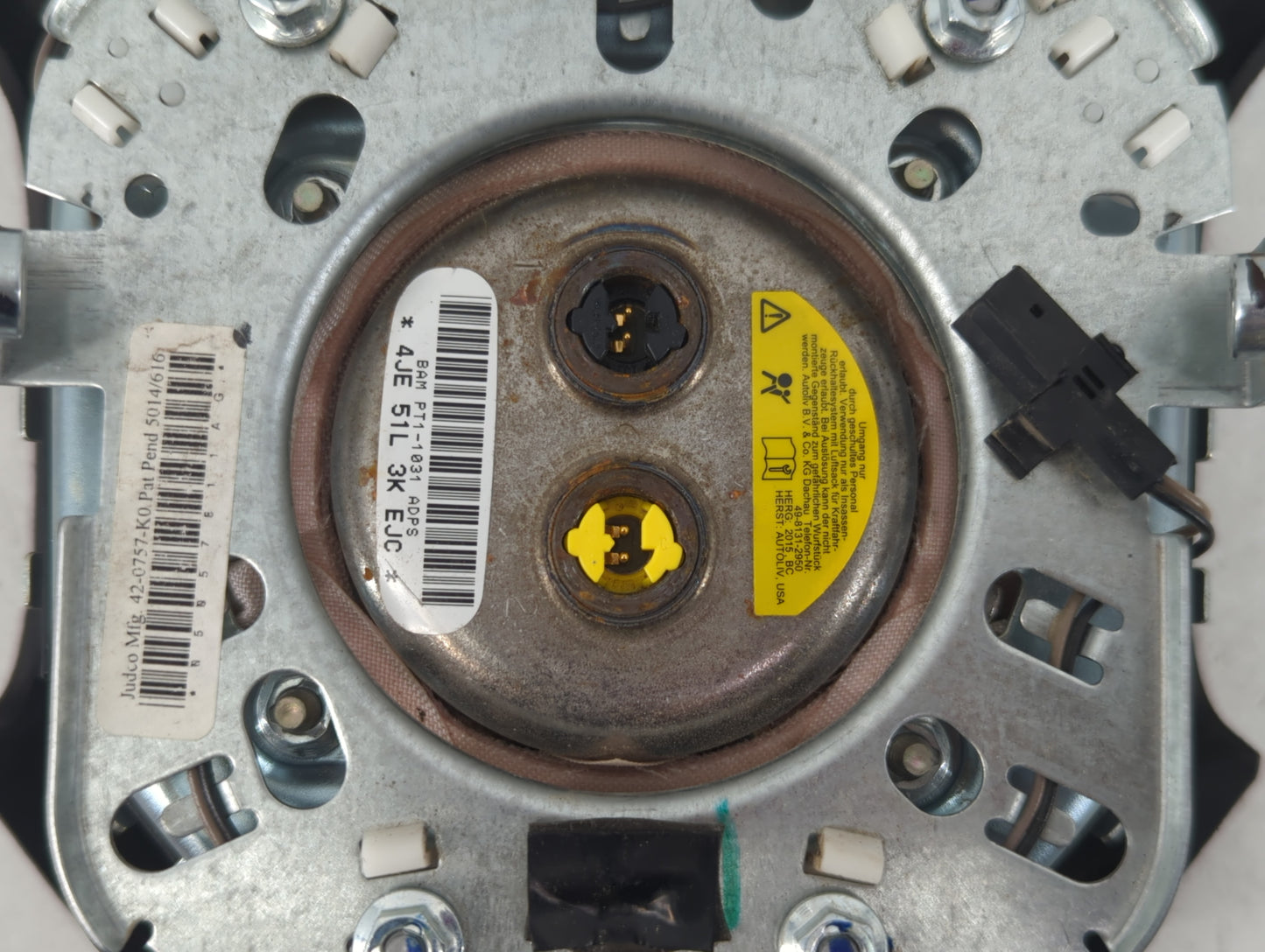 2015 Dodge Caravan Air Bag Driver Left Steering Wheel Mounted P/N:4JE 51L 3K Fits Fits 2012 OEM Used Auto Parts - Oemusedautoparts1.com