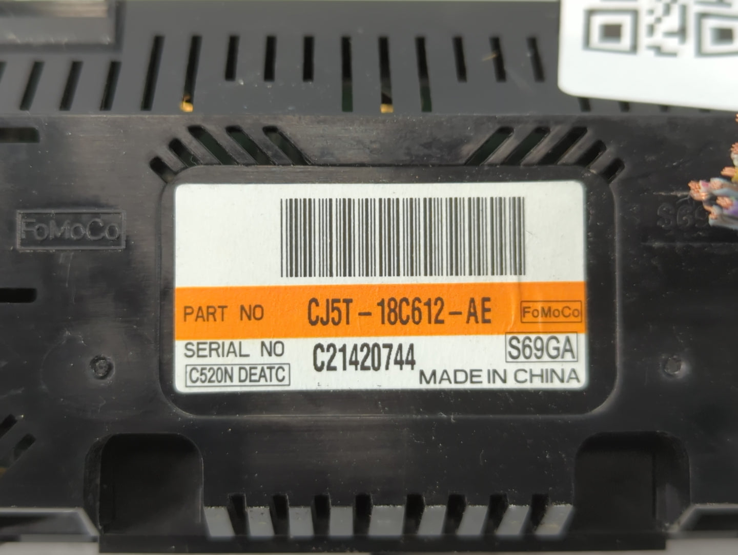 2013-2016 Ford Escape Climate Control Module Temperature AC/Heater Replacement P/N:CJ5T-18C612-AE Fits Fits 2013 2014 2015 2016 OEM Used Auto Parts - Oemusedautoparts1.com