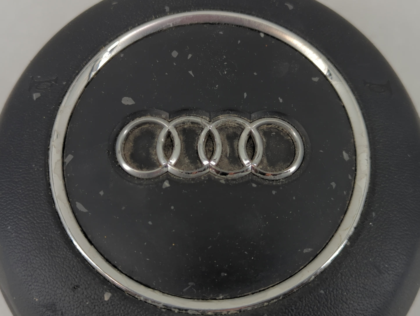 2015-2016 Audi A3 Air Bag Driver Left Steering Wheel Mounted P/N:8V0 880 201 BF Fits Fits 2015 2016 2017 2018 OEM Used Auto Parts - Oemusedautoparts1.com