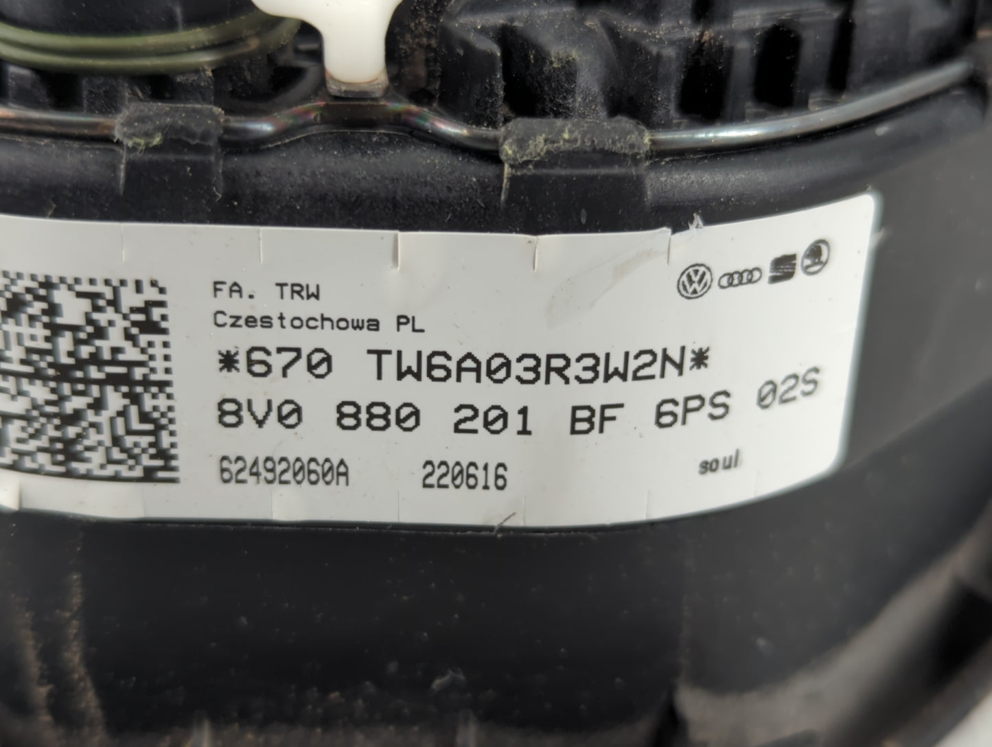 2015-2016 Audi A3 Air Bag Driver Left Steering Wheel Mounted P/N:8V0 880 201 BF Fits Fits 2015 2016 2017 2018 OEM Used Auto Parts - Oemusedautoparts1.com