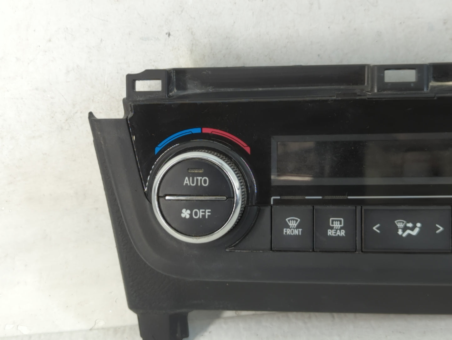 2014-2019 Toyota Corolla Climate Control Module Temperature AC/Heater Replacement Fits Fits 2013 2014 2015 2016 2017 2018 2019 OEM Used Auto Parts - Oemusedautoparts1.com