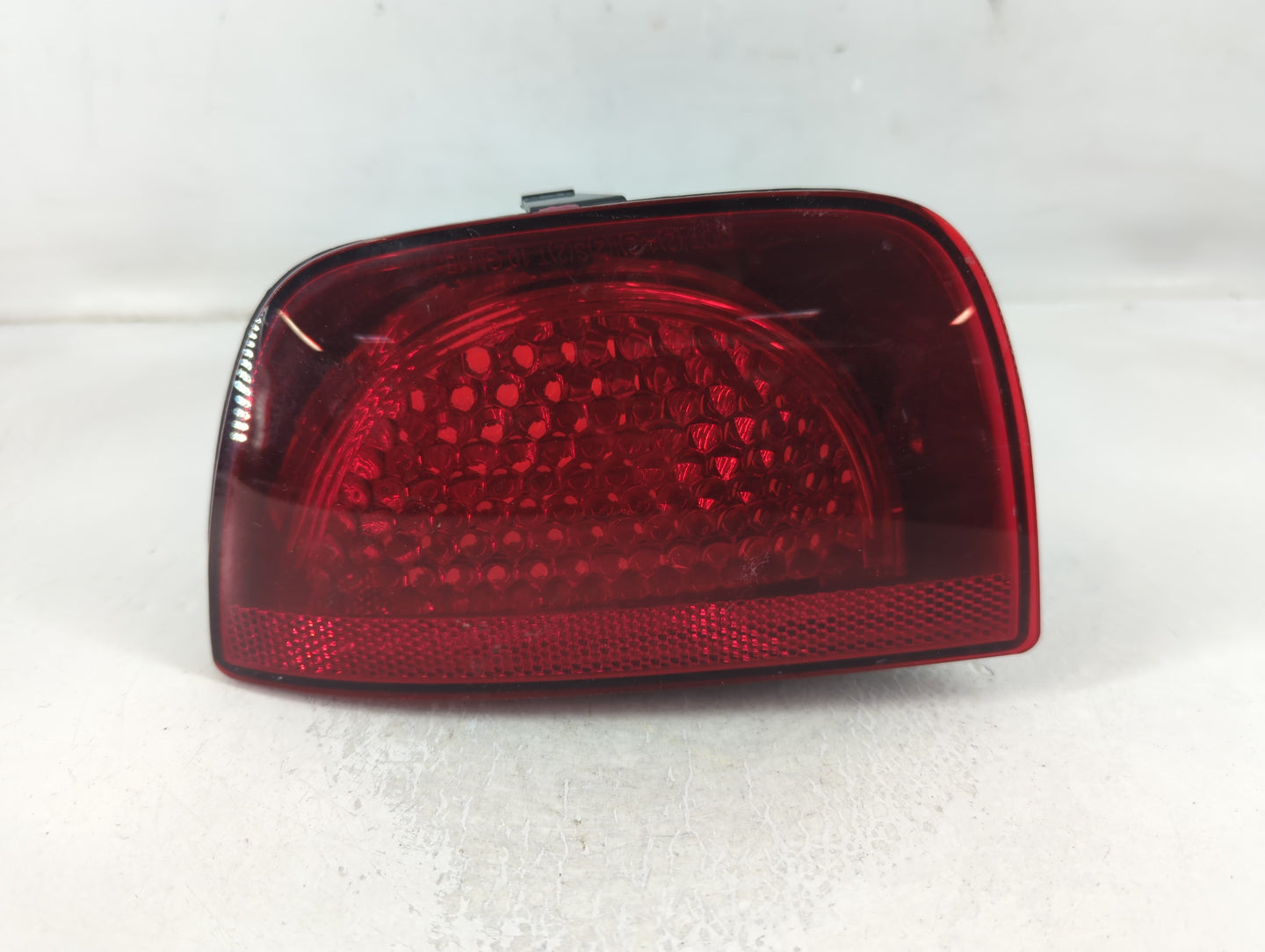 2010-2013 Chevrolet Camaro Tail Light Assembly Driver Left OEM P/N:92199774 Fits Fits 2010 2011 2012 2013 OEM Used Auto Parts - Oemusedautoparts1.com