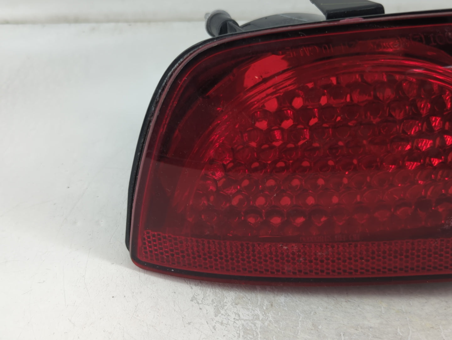 2010-2013 Chevrolet Camaro Tail Light Assembly Driver Left OEM P/N:92199774 Fits Fits 2010 2011 2012 2013 OEM Used Auto Parts - Oemusedautoparts1.com