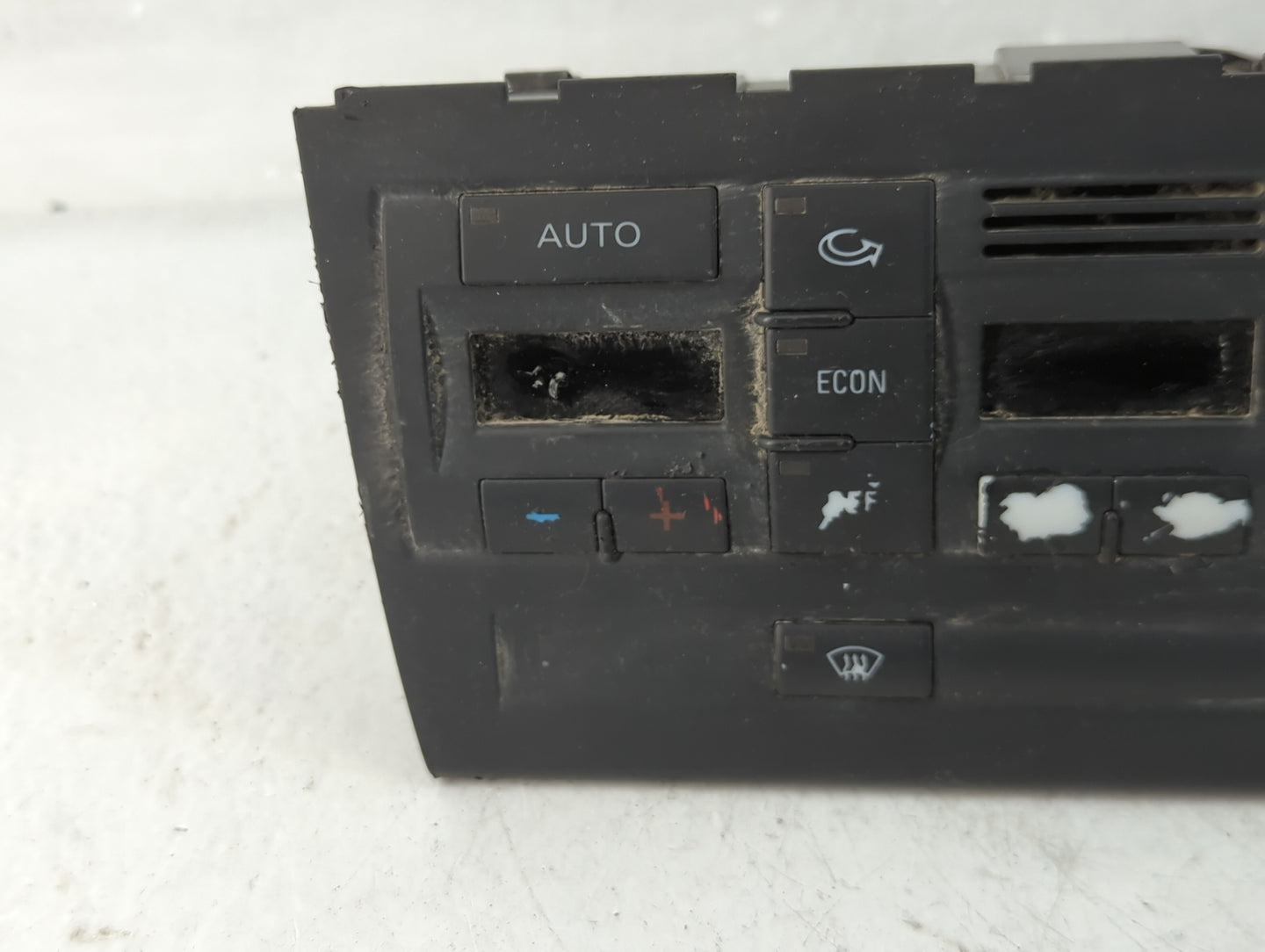2005-2009 Audi A4 Climate Control Module Temperature AC/Heater Replacement P/N:8E0 820 043 BL Fits Fits 2005 2006 2007 2008 2009 OEM Used Auto Parts - Oemusedautoparts1.com