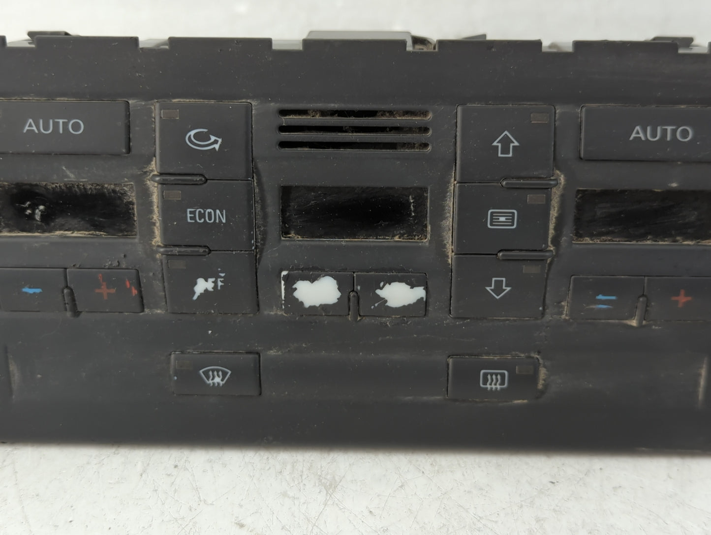 2005-2009 Audi A4 Climate Control Module Temperature AC/Heater Replacement P/N:8E0 820 043 BL Fits Fits 2005 2006 2007 2008 2009 OEM Used Auto Parts - Oemusedautoparts1.com