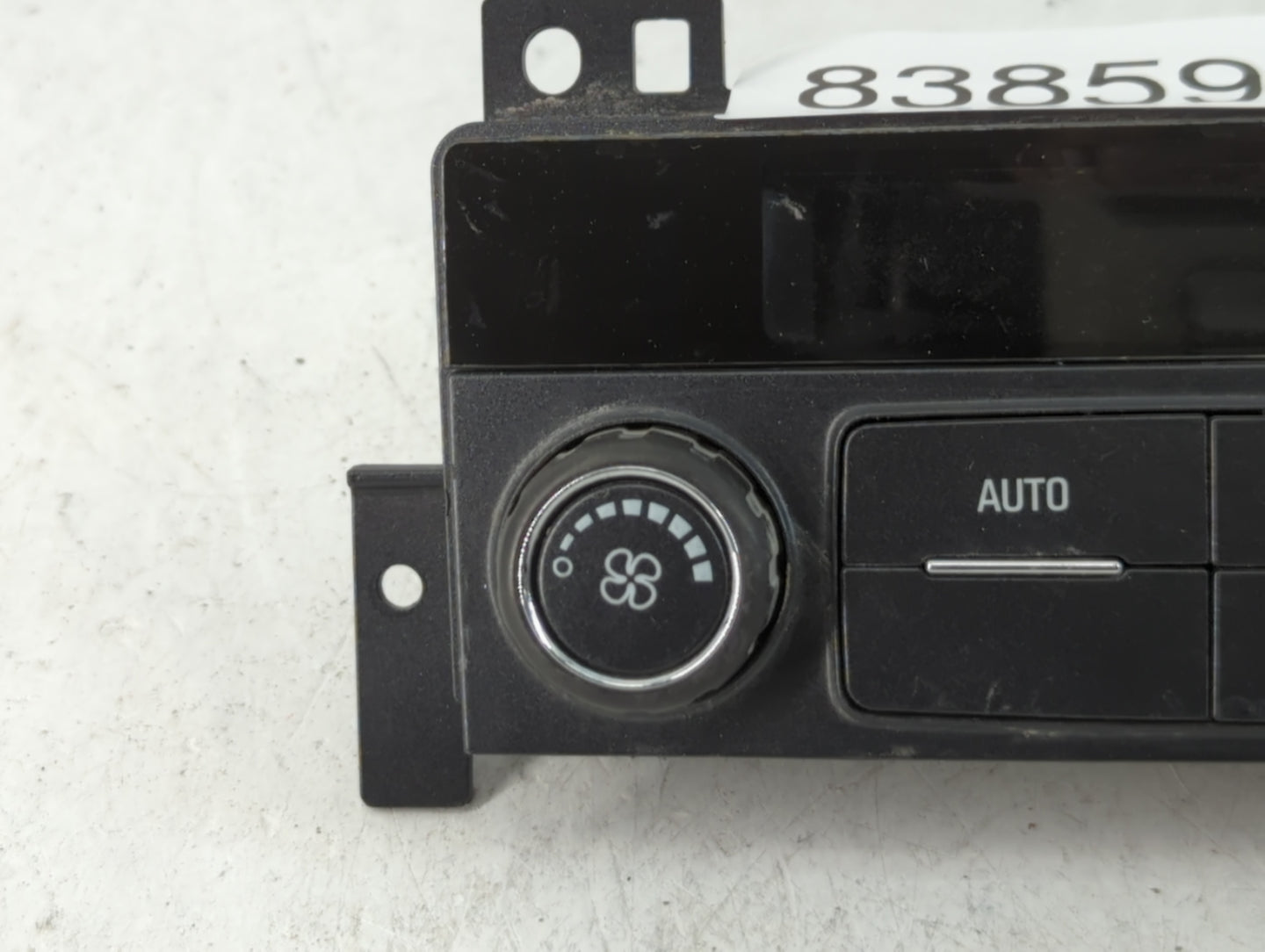 2018-2022 Chevrolet Traverse Climate Control Module Temperature AC/Heater Replacement P/N:23507152 Fits OEM Used Auto Parts - Oemusedautoparts1.com