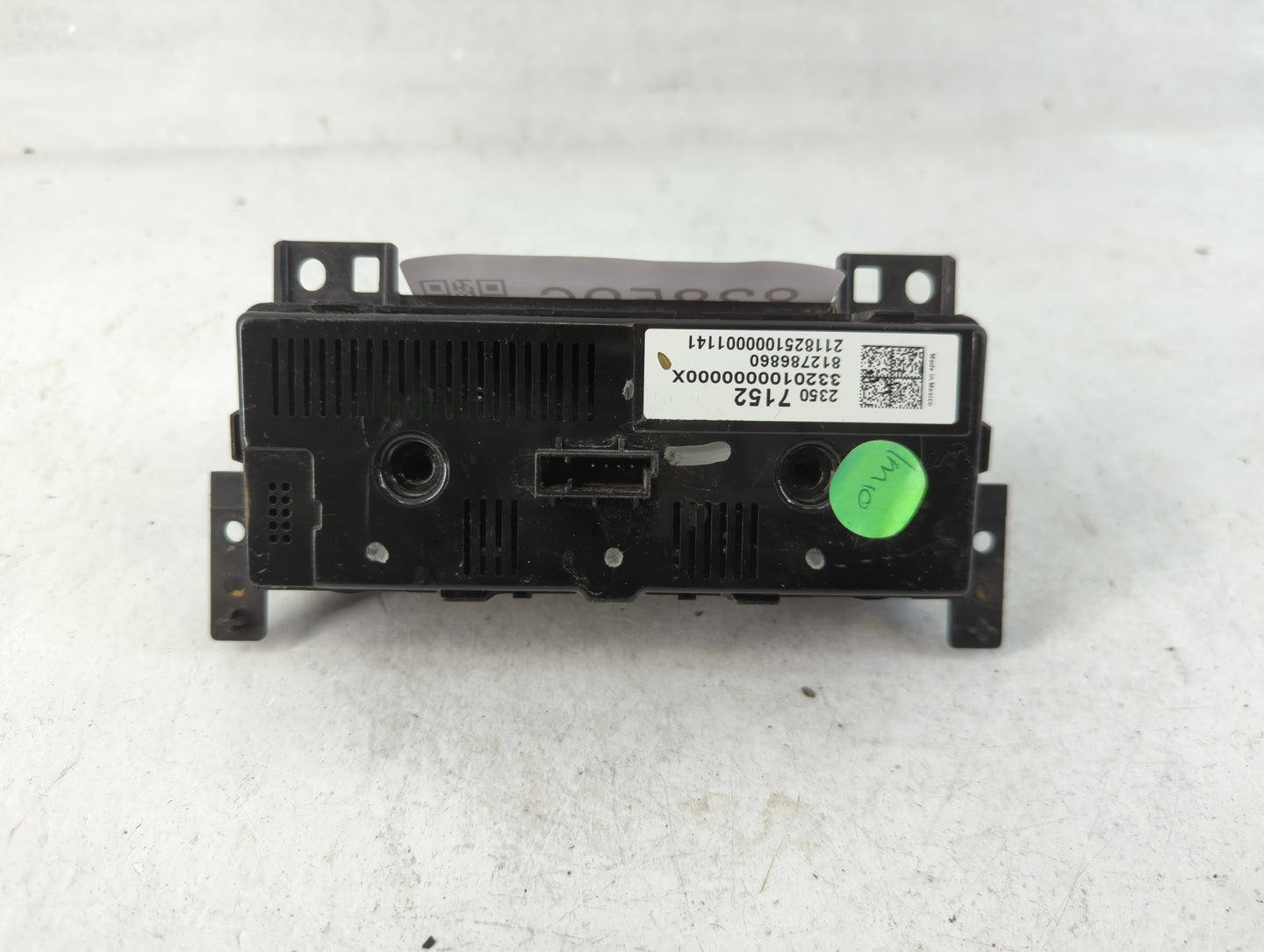 2018-2022 Chevrolet Traverse Climate Control Module Temperature AC/Heater Replacement P/N:23507152 Fits OEM Used Auto Parts - Oemusedautoparts1.com