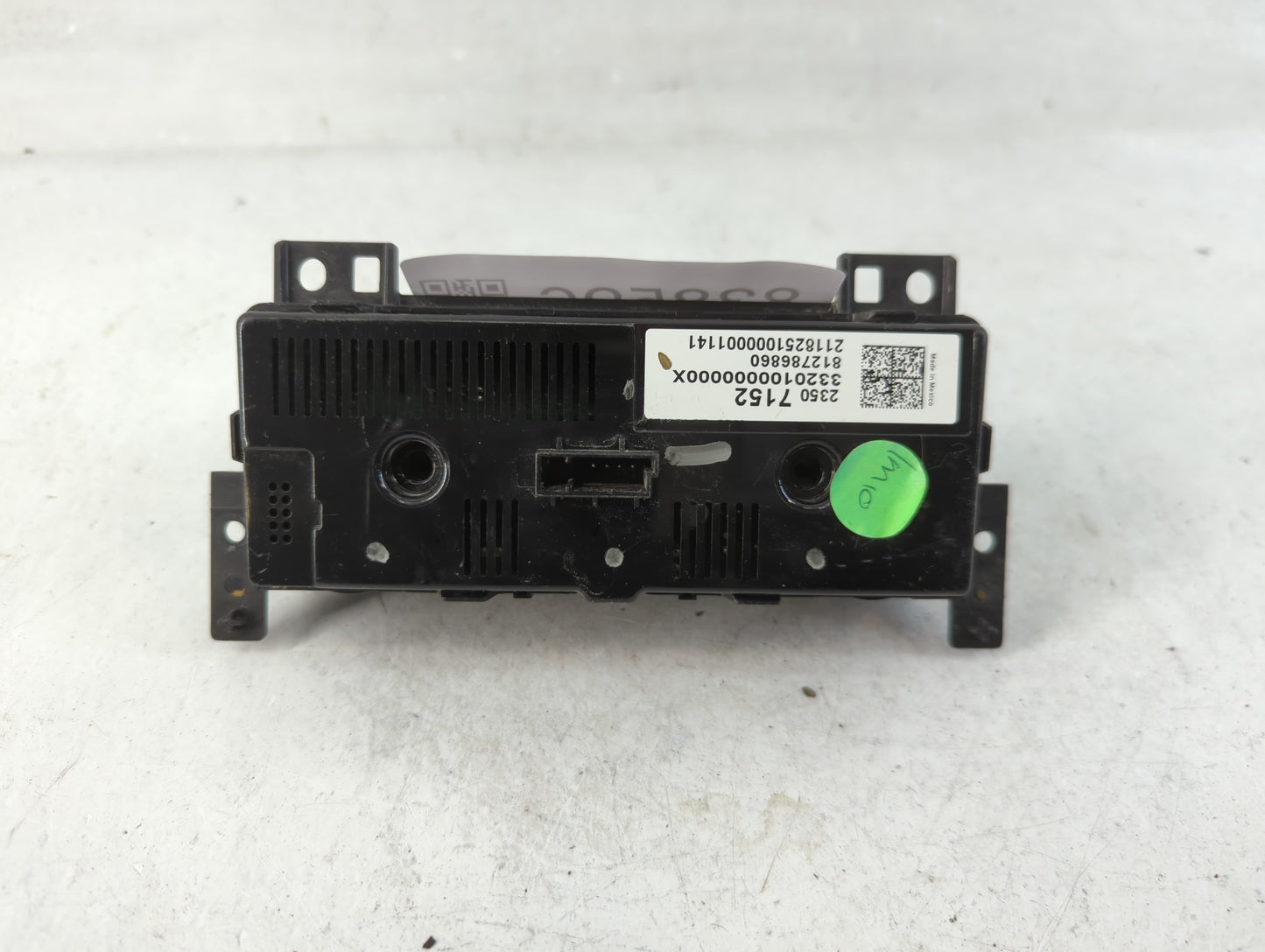 2018-2022 Chevrolet Traverse Climate Control Module Temperature AC/Heater Replacement P/N:23507152 Fits OEM Used Auto Parts - Oemusedautoparts1.com