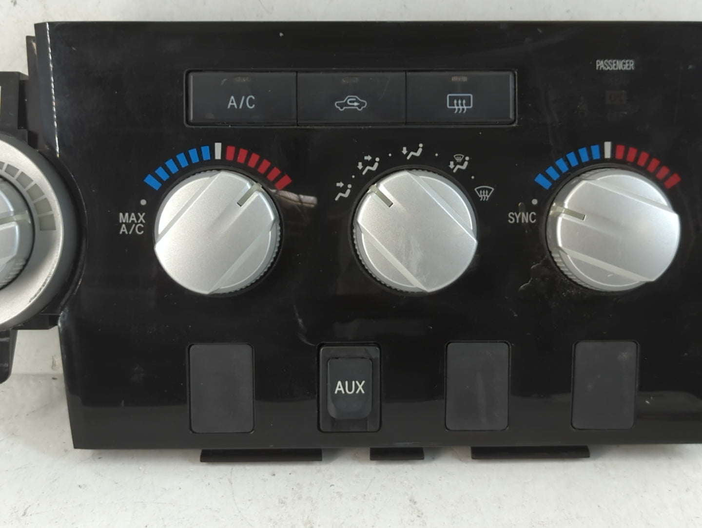 2008-2009 Toyota Tundra Climate Control Module Temperature AC/Heater Replacement Fits Fits 2008 2009 OEM Used Auto Parts - Oemusedautoparts1.com