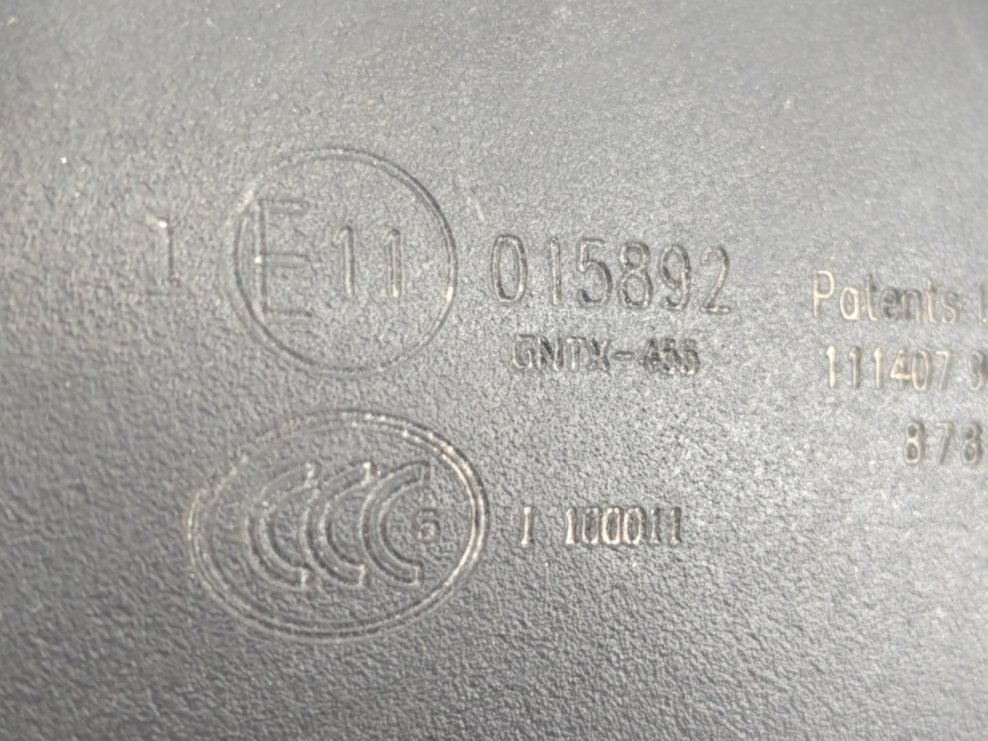 2007-2008 Toyota Highlander Interior Rear View Mirror Replacement OEM P/N:E11015892 Fits Fits 2007 2008 2009 2010 OEM Used Auto Parts - Oemusedautoparts1.com