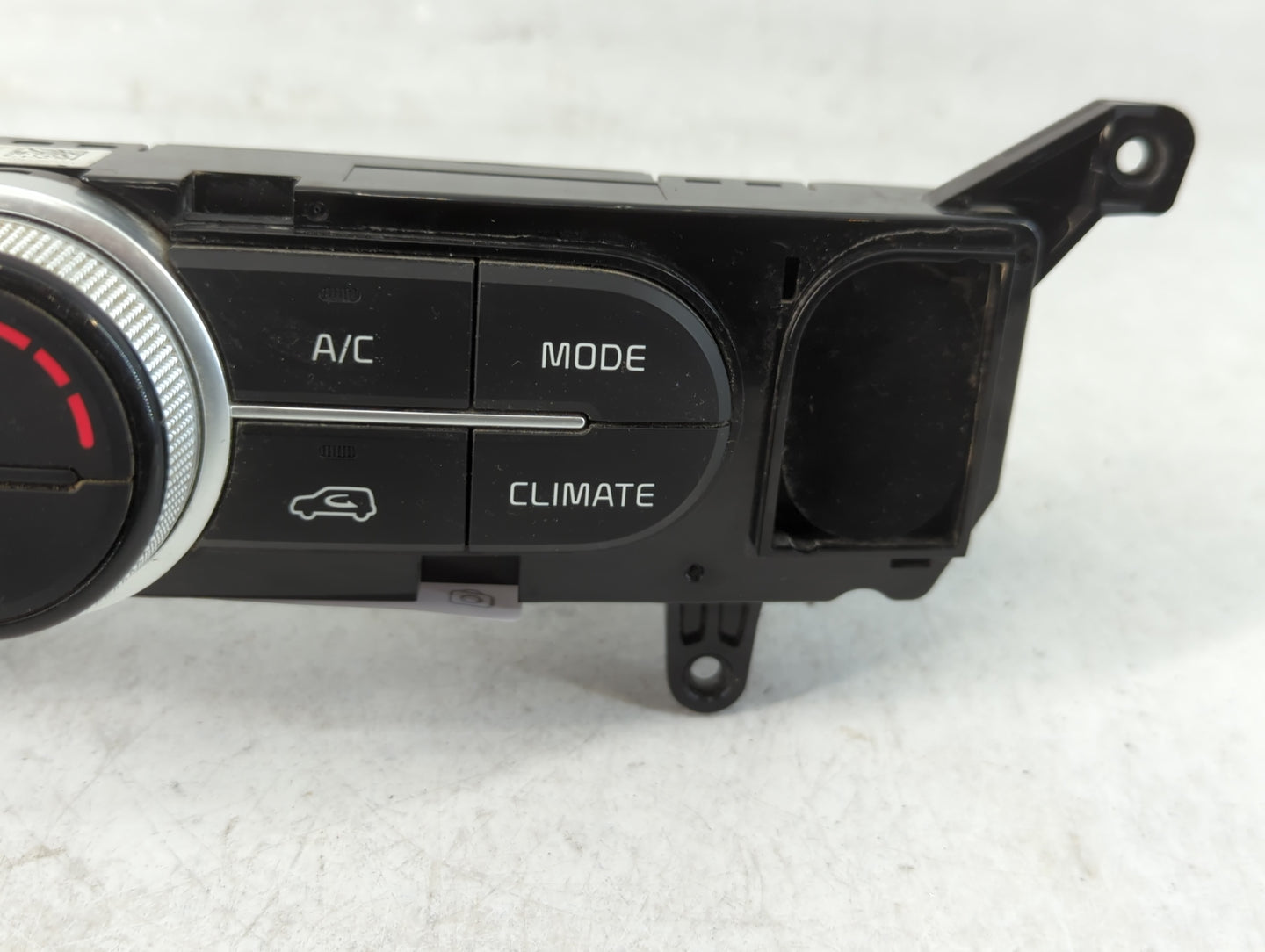 2017-2019 Kia Soul Climate Control Module Temperature AC/Heater Replacement P/N:97250-B2GQ1CA Fits Fits 2017 2018 2019 OEM Used Auto Parts - Oemusedautoparts1.com