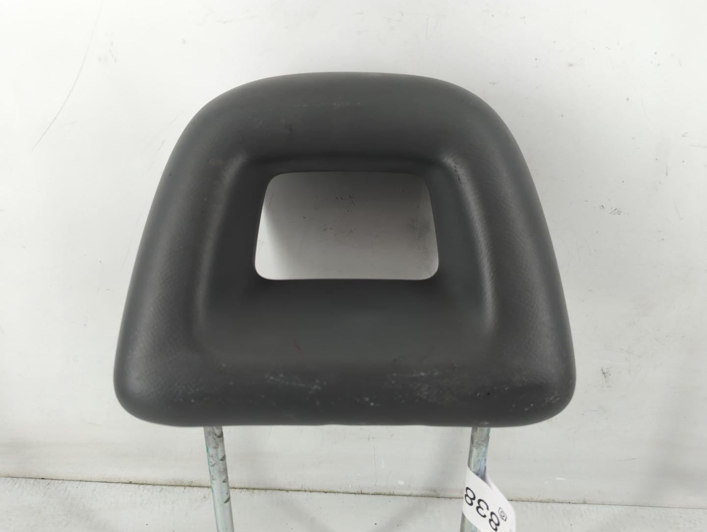 2007 Dodge Caliber Headrest Head Rest Rear Seat Fits OEM Used Auto Parts - Oemusedautoparts1.com