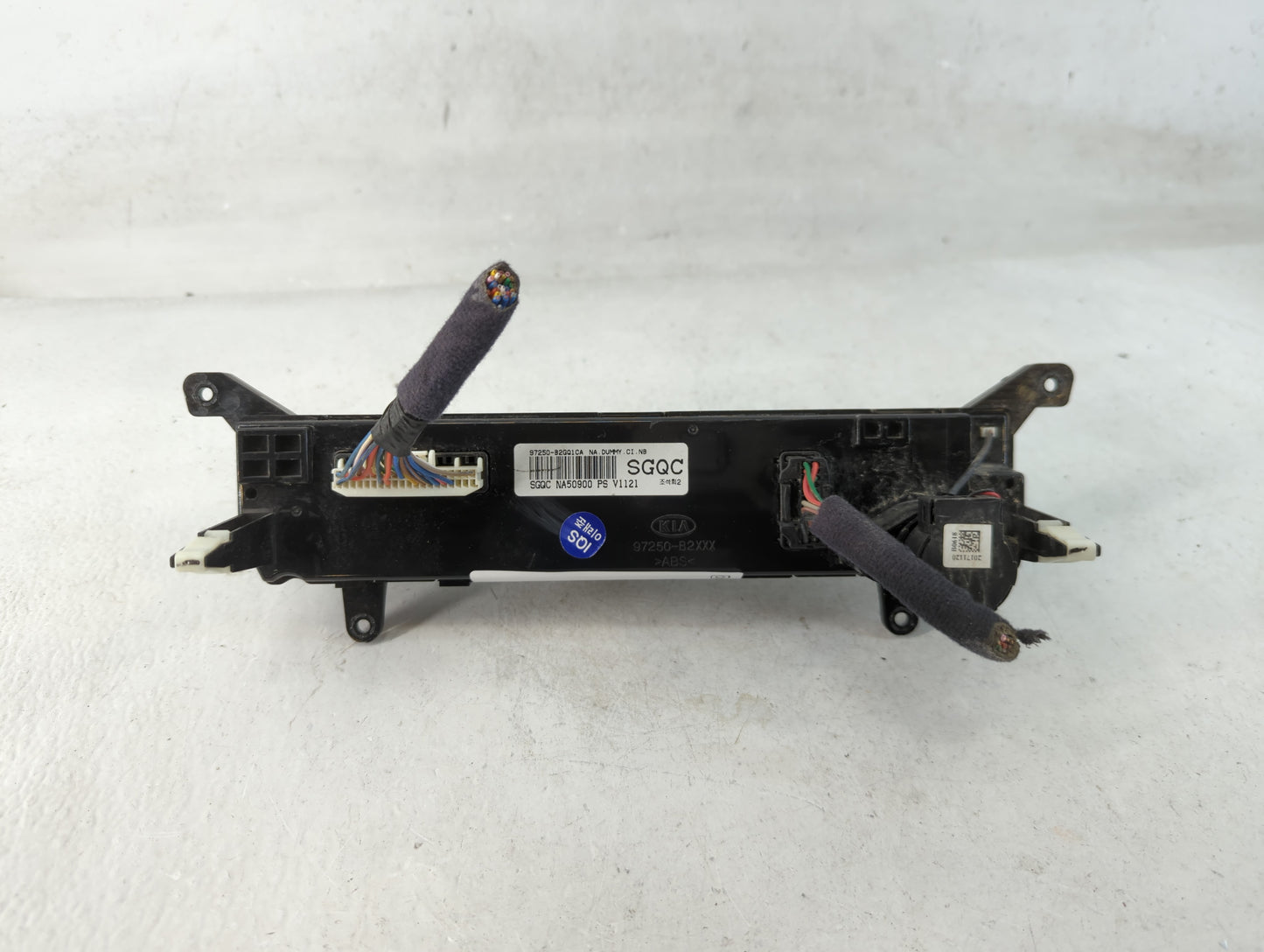 2017-2019 Kia Soul Climate Control Module Temperature AC/Heater Replacement P/N:97250-B2GQ1CA Fits Fits 2017 2018 2019 OEM Used Auto Parts - Oemusedautoparts1.com
