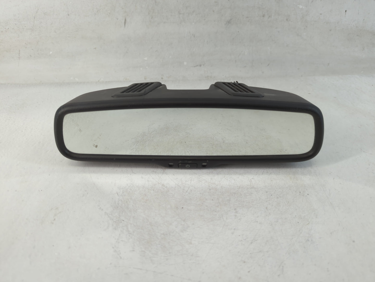 2013 Dodge Durango Interior Rear View Mirror Replacement OEM P/N:IE11026130 Fits OEM Used Auto Parts - Oemusedautoparts1.com