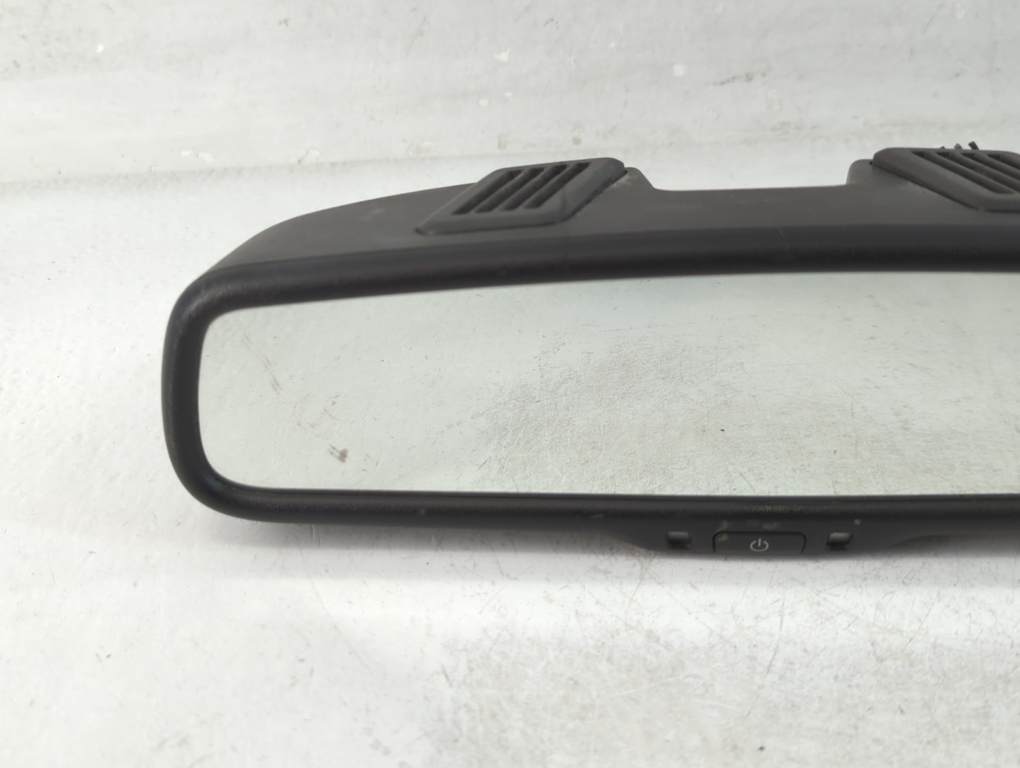 2013 Dodge Durango Interior Rear View Mirror Replacement OEM P/N:IE11026130 Fits OEM Used Auto Parts - Oemusedautoparts1.com