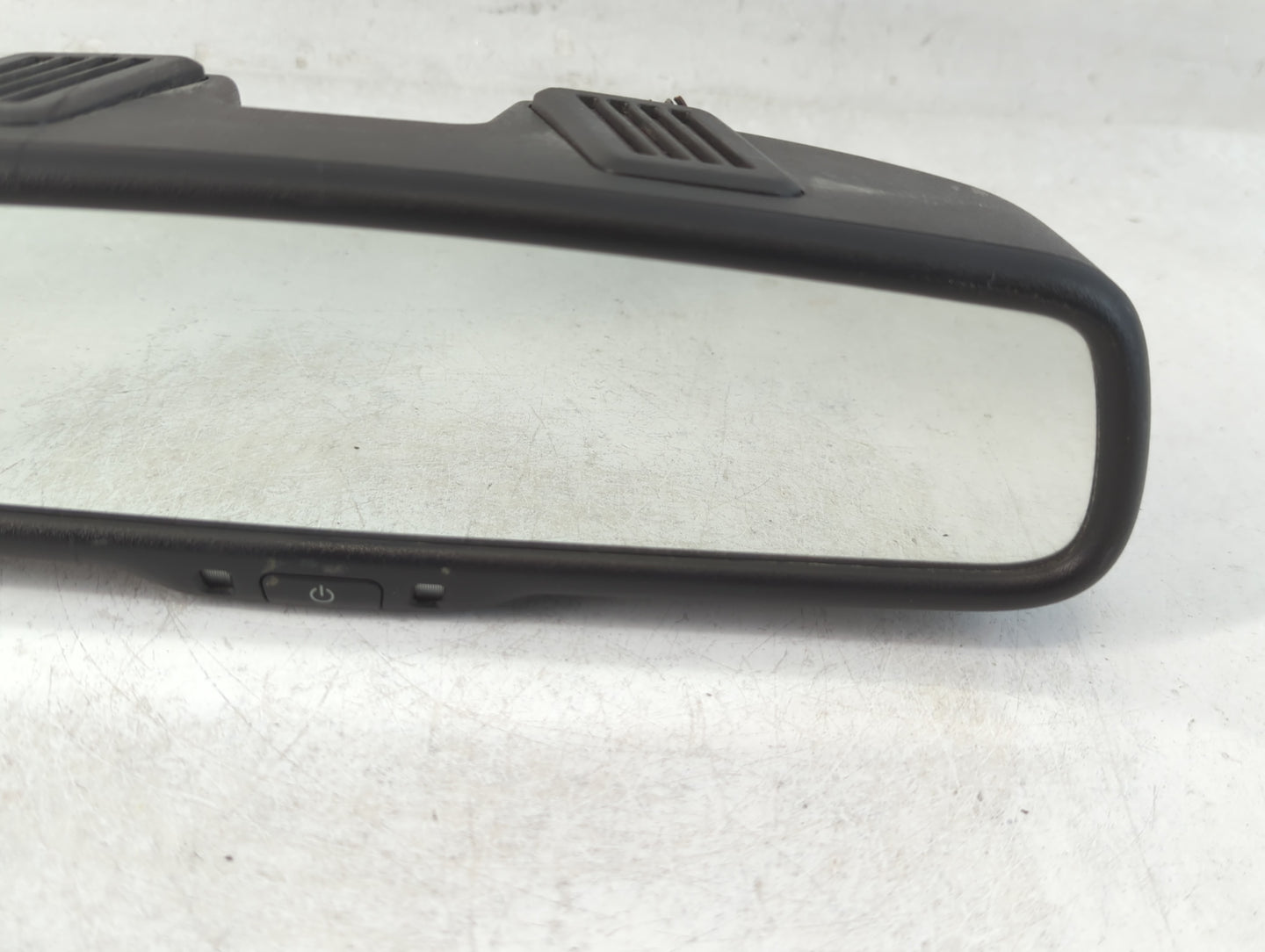 2013 Dodge Durango Interior Rear View Mirror Replacement OEM P/N:IE11026130 Fits OEM Used Auto Parts - Oemusedautoparts1.com