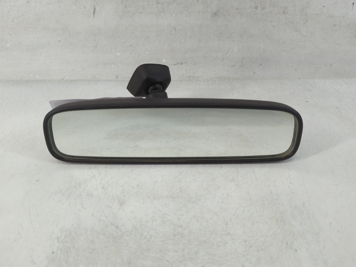 2004-2022 Toyota Prius Interior Rear View Mirror Replacement OEM P/N:I640303*2197 Fits OEM Used Auto Parts - Oemusedautoparts1.com