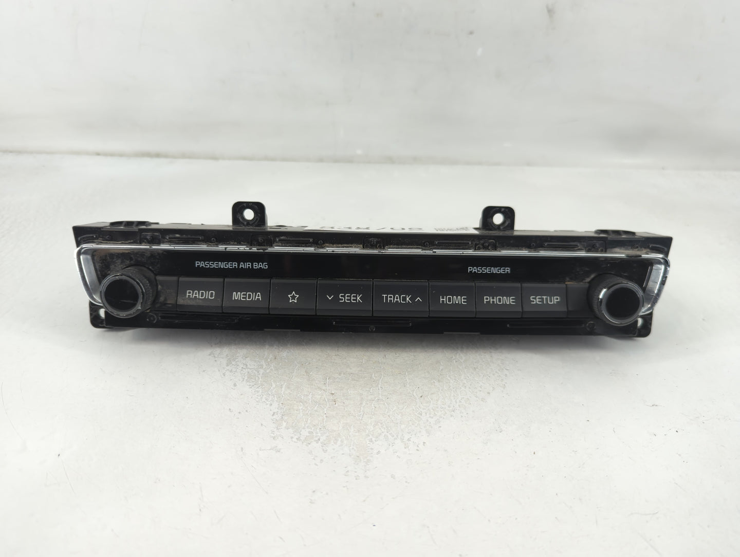 2019-2020 Kia Optima Radio AM FM Cd Player Receiver Replacement P/N:96540D5GA0 Fits Fits 2019 2020 OEM Used Auto Parts - Oemusedautoparts1.com
