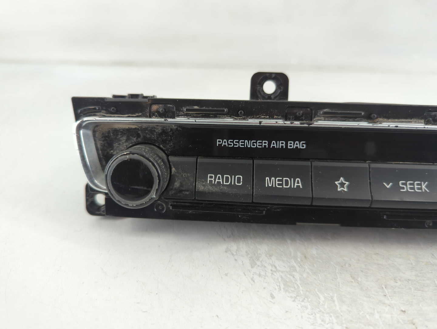 2019-2020 Kia Optima Radio AM FM Cd Player Receiver Replacement P/N:96540D5GA0 Fits Fits 2019 2020 OEM Used Auto Parts - Oemusedautoparts1.com