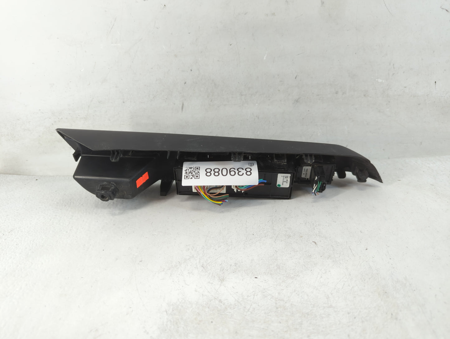 2006-2010 Bmw 650i Master Power Window Switch Replacement Driver Side Left P/N:25401 5RL0A Fits Fits 2006 2007 2008 2009 2010 OEM Used Auto Parts - Oemusedautoparts1.com