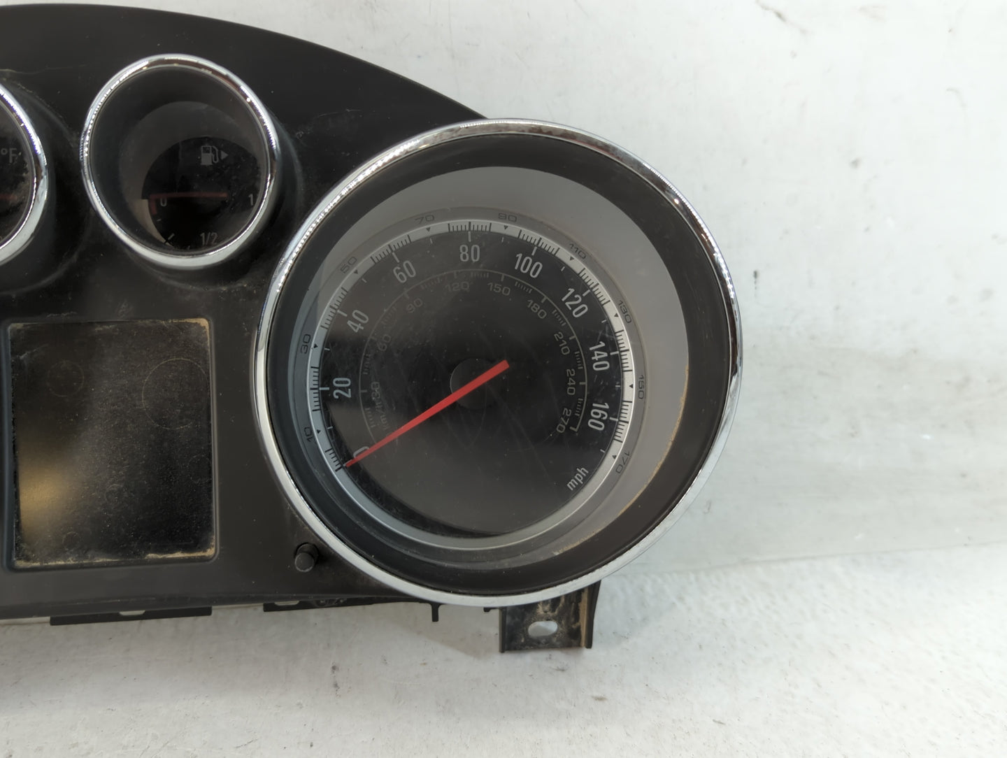2011 Buick Regal Instrument Cluster Speedometer Gauges P/N:13332274 Fits OEM Used Auto Parts - Oemusedautoparts1.com