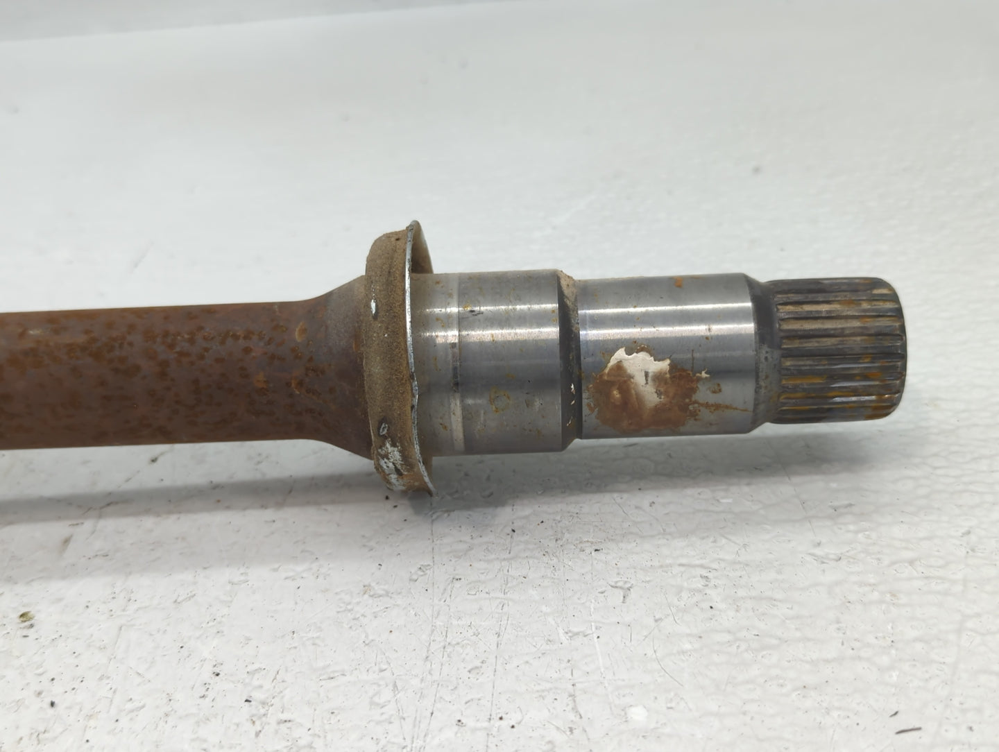 2009-2012 Toyota Highlander Axle Shaft Front Passenger Cv C/v - Oemusedautoparts1.com