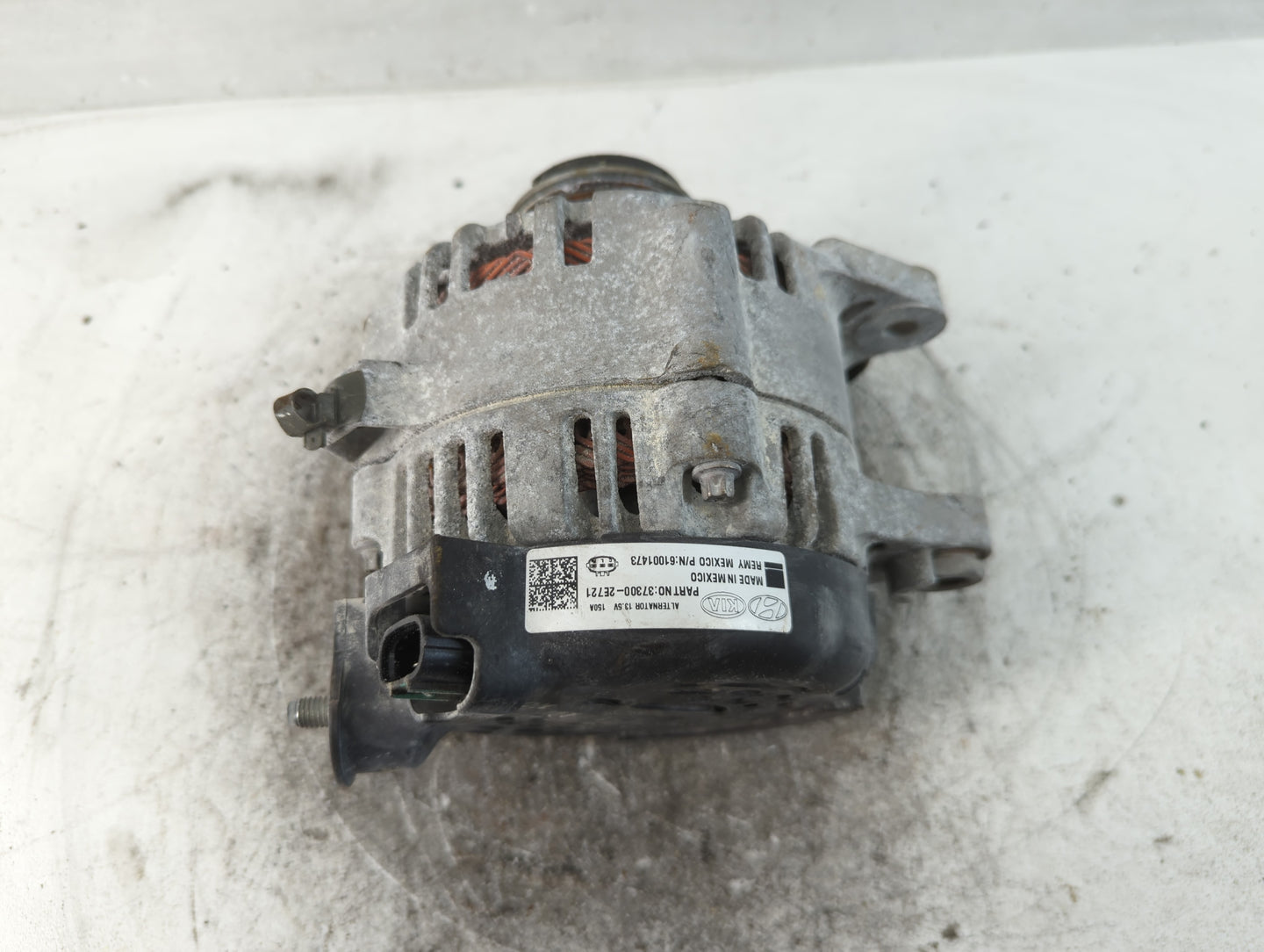 2017-2022 Kia Forte Alternator Replacement Generator Charging Assembly Engine OEM P/N:61001473 37300-2E821 Fits OEM Used Auto Parts - Oemusedautoparts1.com