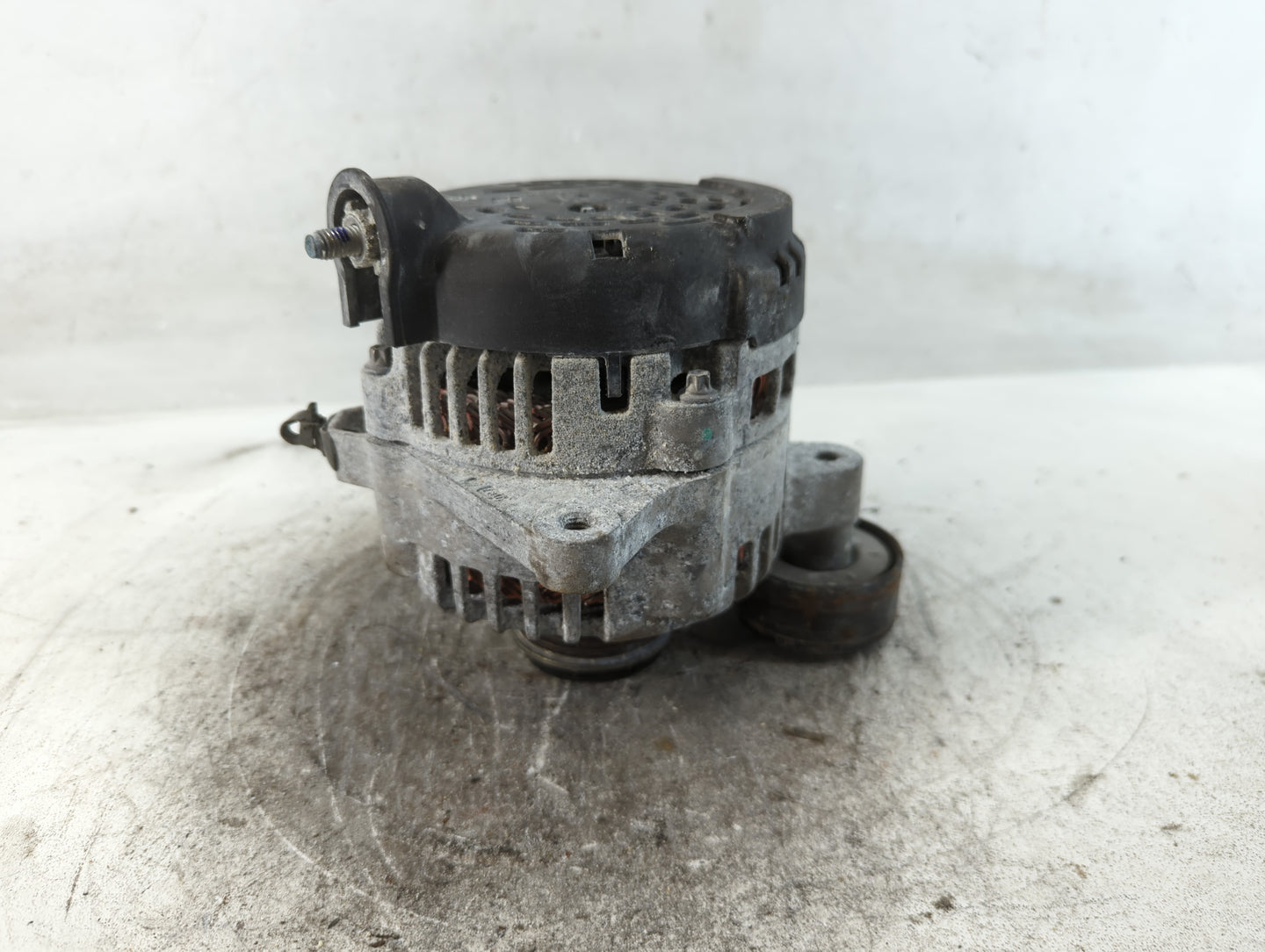 2017-2022 Kia Forte Alternator Replacement Generator Charging Assembly Engine OEM P/N:61001473 37300-2E821 Fits OEM Used Auto Parts - Oemusedautoparts1.com