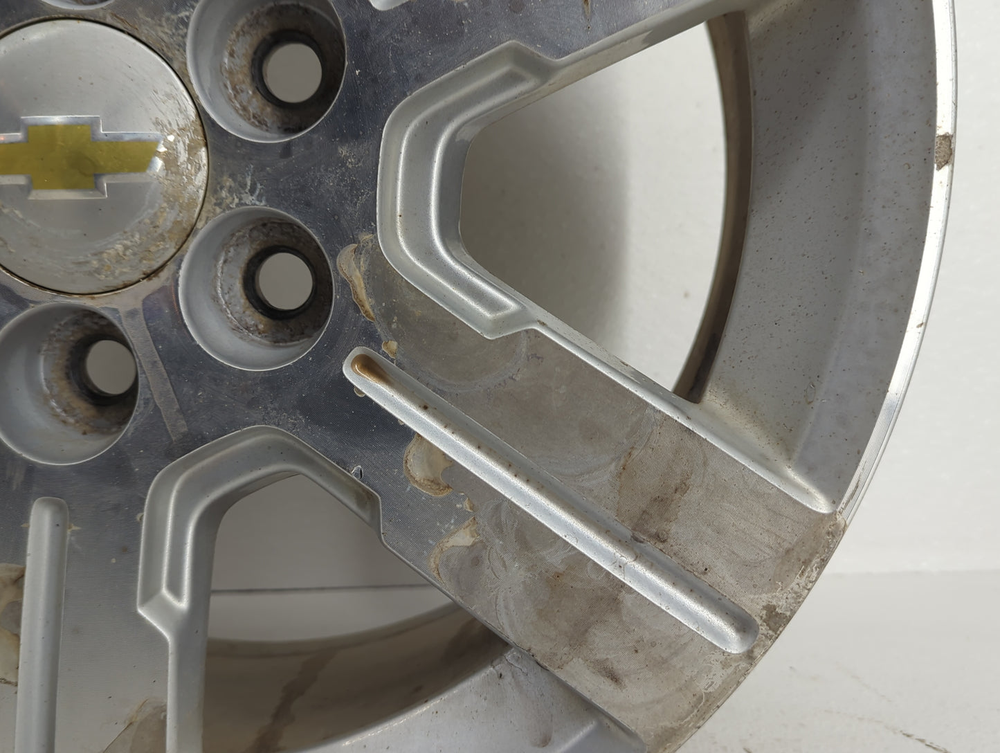 2009 Chevrolet Traverse Oem Wheel Rim - Oemusedautoparts1.com