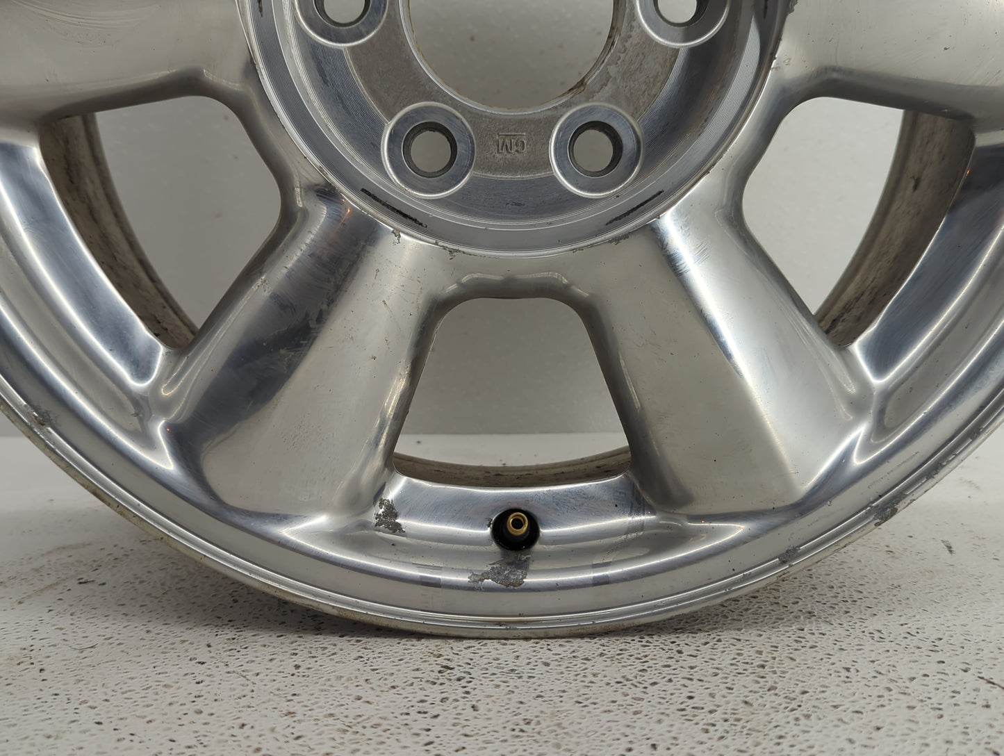 2002-2007 Gmc Envoy Wheel Rim Oem - Oemusedautoparts1.com