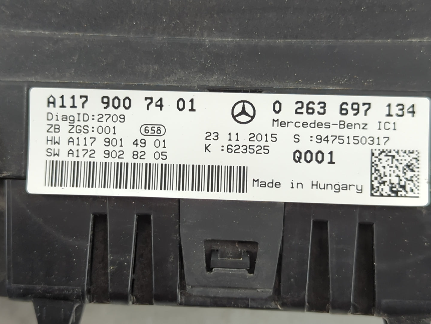 2016 Mercedes-Benz Cla250 Instrument Cluster Speedometer Gauges P/N:A117 900 74 01 Fits OEM Used Auto Parts - Oemusedautoparts1.com