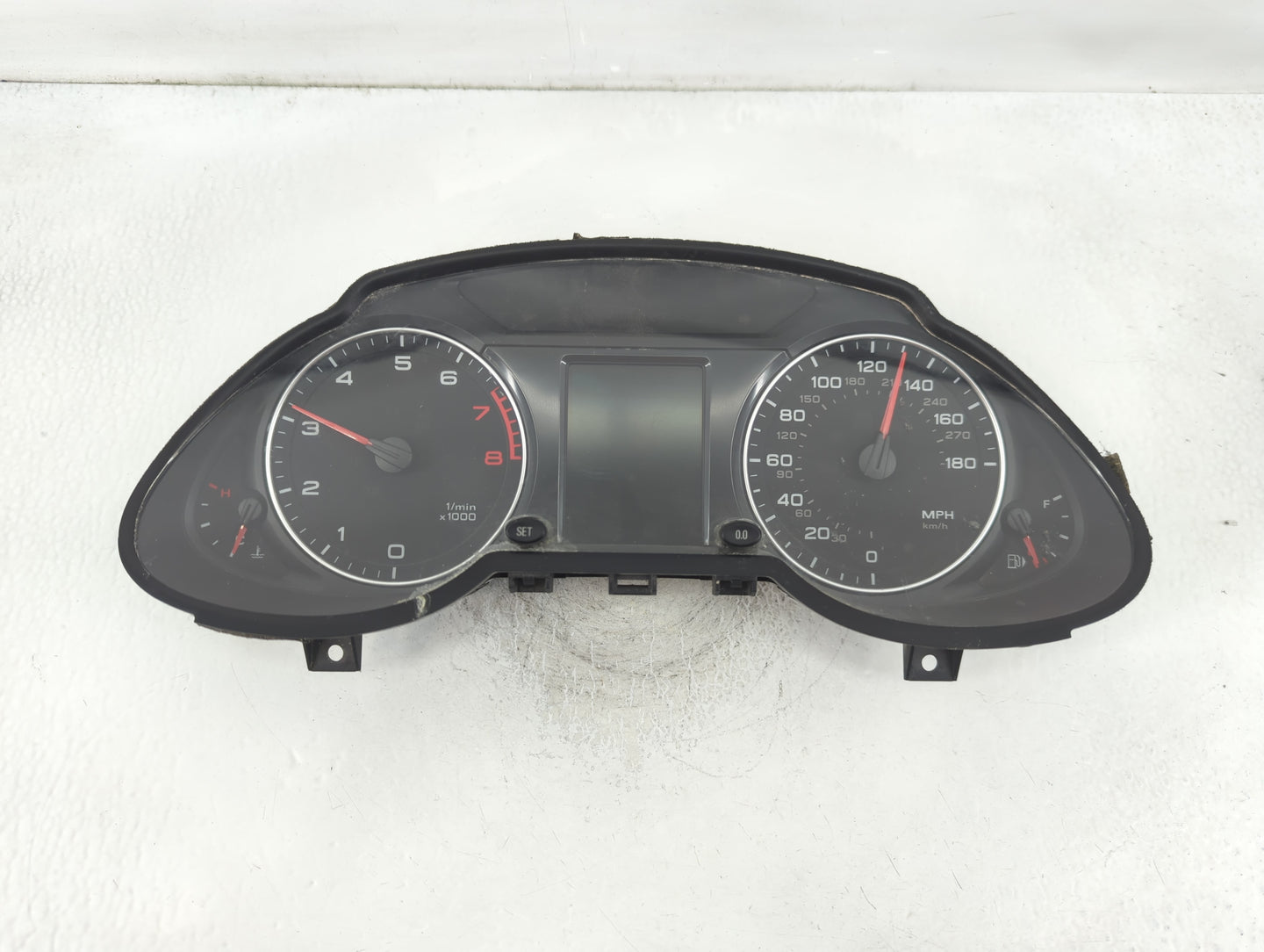 2009-2010 Audi Q5 Instrument Cluster Speedometer Gauges P/N:8R0 920 950 B Fits Fits 2009 2010 OEM Used Auto Parts - Oemusedautoparts1.com