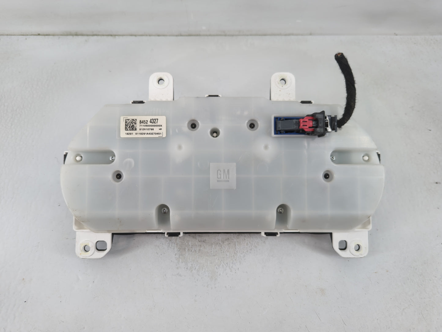 2019 Chevrolet Malibu Instrument Cluster Speedometer Gauges P/N:84524327 Fits OEM Used Auto Parts - Oemusedautoparts1.com