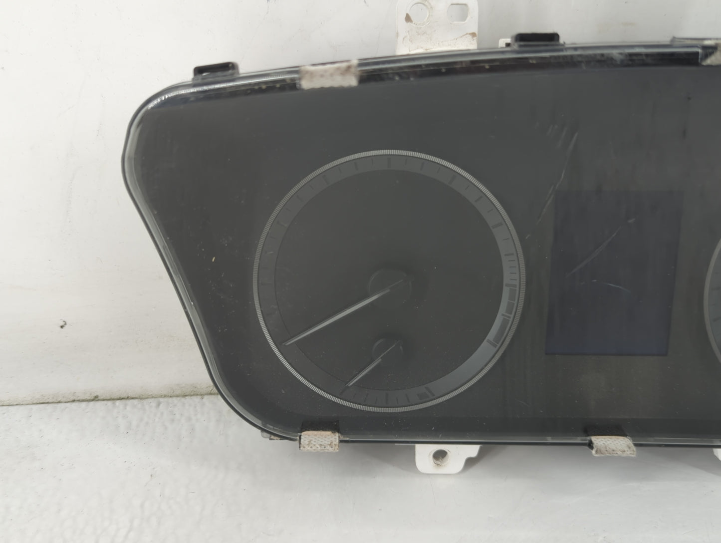 2015-2017 Hyundai Sonata Instrument Cluster Speedometer Gauges P/N:94011-C2201 Fits Fits 2015 2016 2017 OEM Used Auto Parts - Oemusedautoparts1.com
