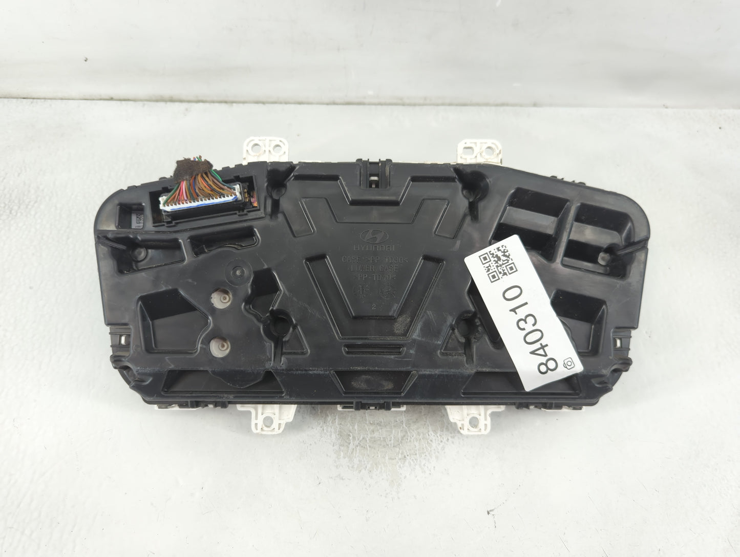2015-2017 Hyundai Sonata Instrument Cluster Speedometer Gauges P/N:94011-C2201 Fits Fits 2015 2016 2017 OEM Used Auto Parts - Oemusedautoparts1.com