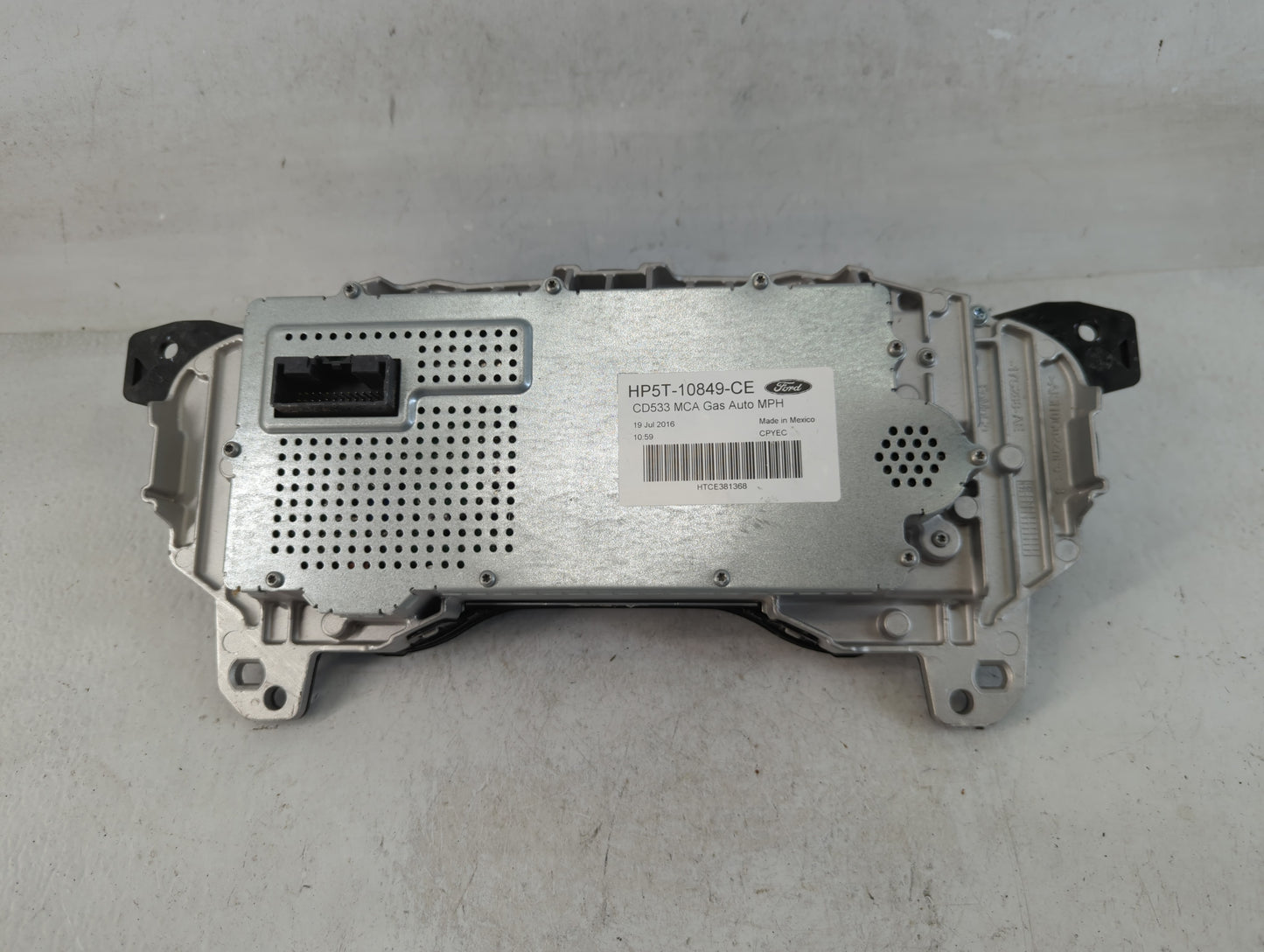 2017-2020 Lincoln Mkz Instrument Cluster Speedometer Gauges P/N:HP5T-10849-CE Fits Fits 2017 2020 OEM Used Auto Parts - Oemusedautoparts1.com