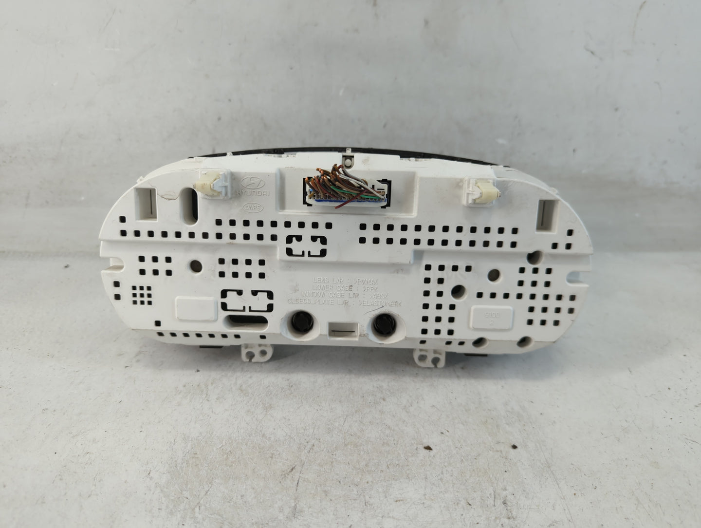 2011-2012 Hyundai Sonata Instrument Cluster Speedometer Gauges P/N:TN257470-3211 94001-3Q014 Fits Fits 2011 2012 OEM Used Auto Parts - Oemusedautoparts1.com