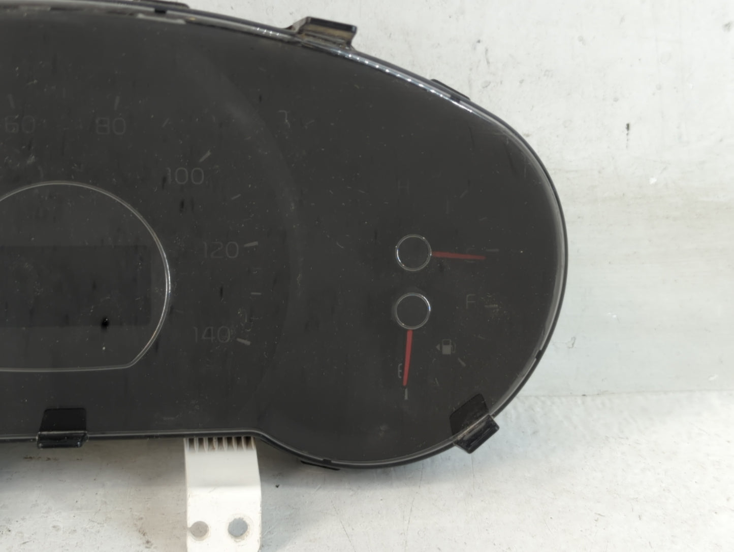 2017-2019 Kia Soul Instrument Cluster Speedometer Gauges P/N:94006-B2720 Fits Fits 2017 2018 2019 OEM Used Auto Parts - Oemusedautoparts1.com