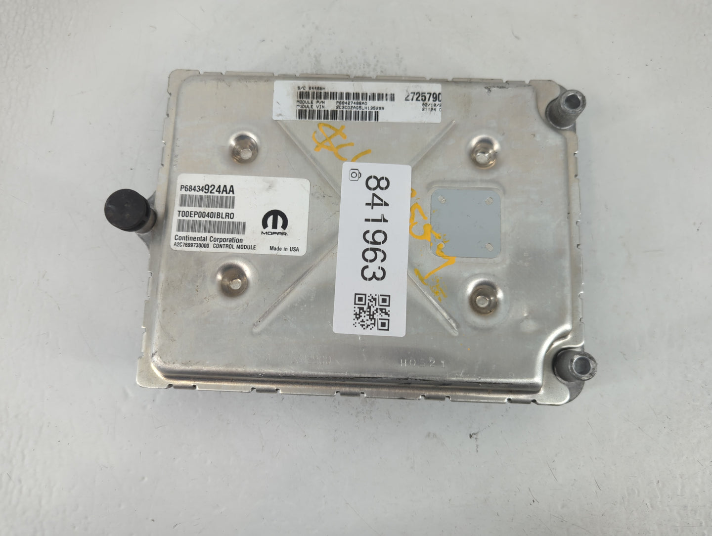 2020-2022 Dodge Challenger PCM Engine Control Computer ECU ECM PCU OEM P/N:P68427486AD P68434924AA Fits Fits 2020 2021 2022 OEM Used Auto Parts - Oemusedautoparts1.com