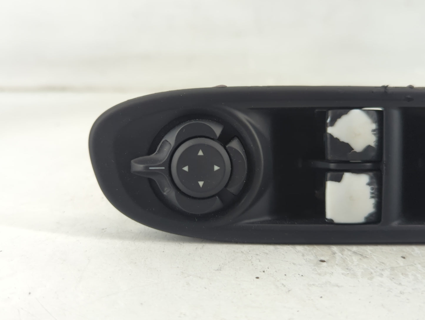 2018 Jeep Compass Master Power Window Switch Replacement Driver Side Left P/N:P6BZ27LXHAA Fits OEM Used Auto Parts - Oemusedautoparts1.com