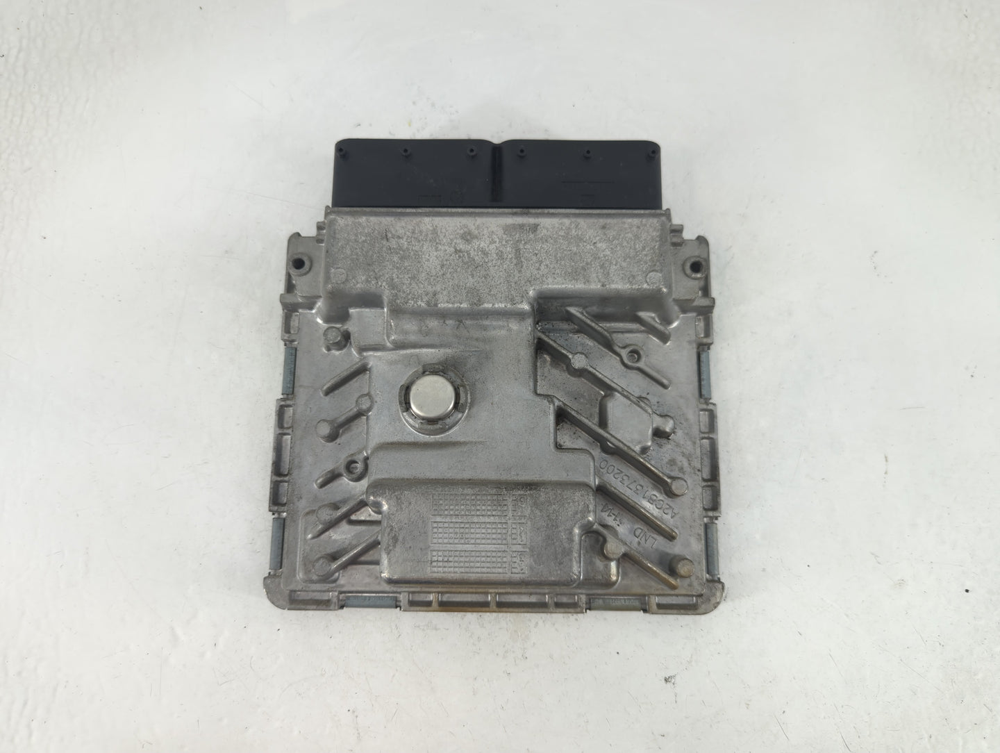 2016 Volkswagen Beetle PCM Engine Control Computer ECU ECM PCU OEM P/N:06K 907 425 C AG Fits OEM Used Auto Parts - Oemusedautoparts1.com