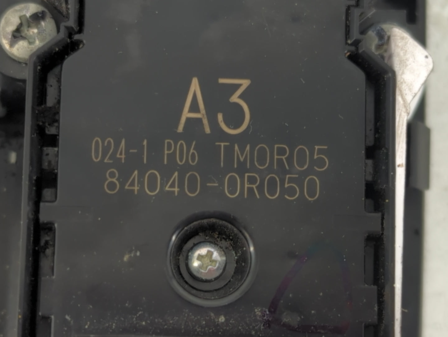 2019-2022 Toyota Rav4 Master Power Window Switch Replacement Driver Side Left P/N:84040-0R050 Fits Fits 2019 2020 2021 2022 OEM Used Auto Parts - Oemusedautoparts1.com
